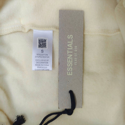 Fear of God ESSENTIALS Relaxed Sweat Shorts