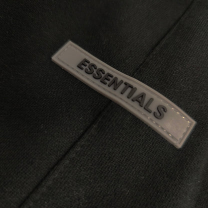 Fear of God ESSENTIALS Relaxed Sweat Shorts